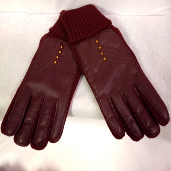 unbranded Accessories - WINTER Gloves Womens Burgumdy Polyvinyl Palm & Back, Gold  Beads Embellishments